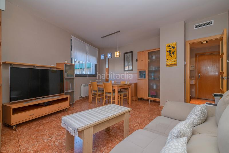 Foto a54aeebc-0a1a-4775-ac6e-28b6f2b6bb4f. Planta baixa amb calefacció aparcament a Passeig Maragall Gavà