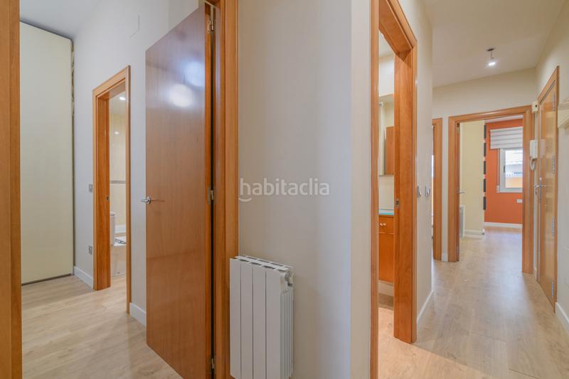 Foto 7b0a40a7-ed4b-48ab-993a-9498fdf55419. Planta baixa amb calefacció aparcament a Vilamarina Viladecans