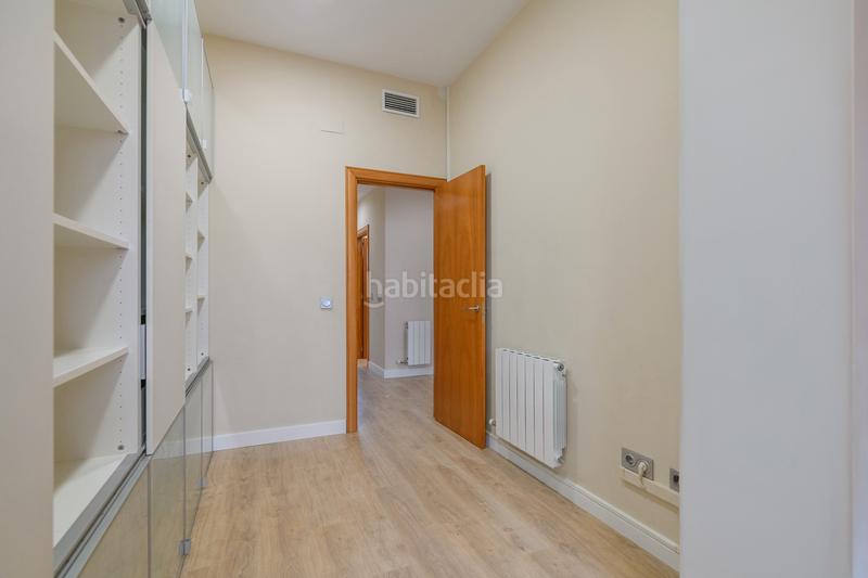 Foto b2e9cef4-d00d-4c3c-a053-3a9ef1f310ab. Planta baixa amb calefacció aparcament a Vilamarina Viladecans