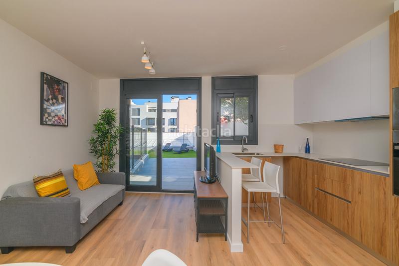 Foto b253e5ba-015c-49db-a7de-2f365d2cea81. Pis amb calefacció a Centre Viladecans