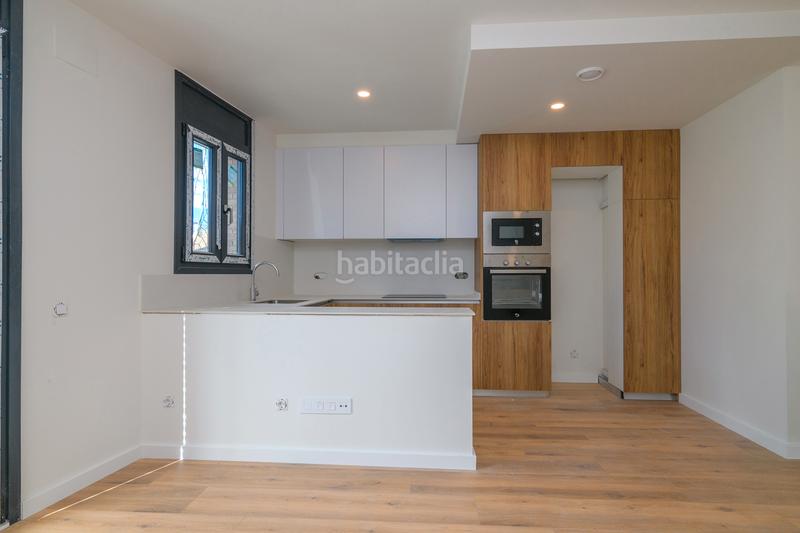 Foto f4fbf81a-1bea-4692-87a3-d5d2d23b1d7e. Penthouse with heating in Centre Viladecans