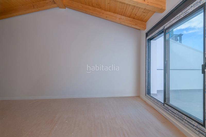 Foto fedaf156-7892-4ded-8782-53820366818b. Penthouse with heating in Centre Viladecans