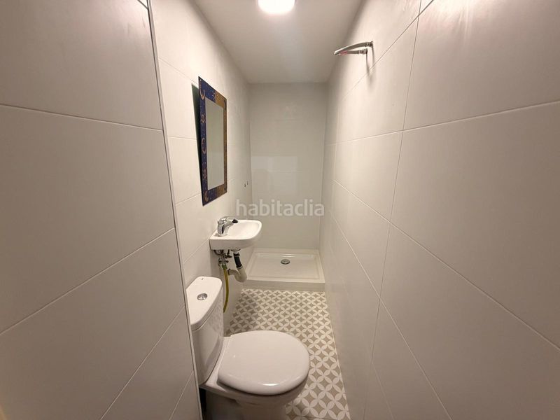 Foto 2ea9a45a-fa9d-4780-8aca-6cef1d019538. Local comercial a Centre Viladecans