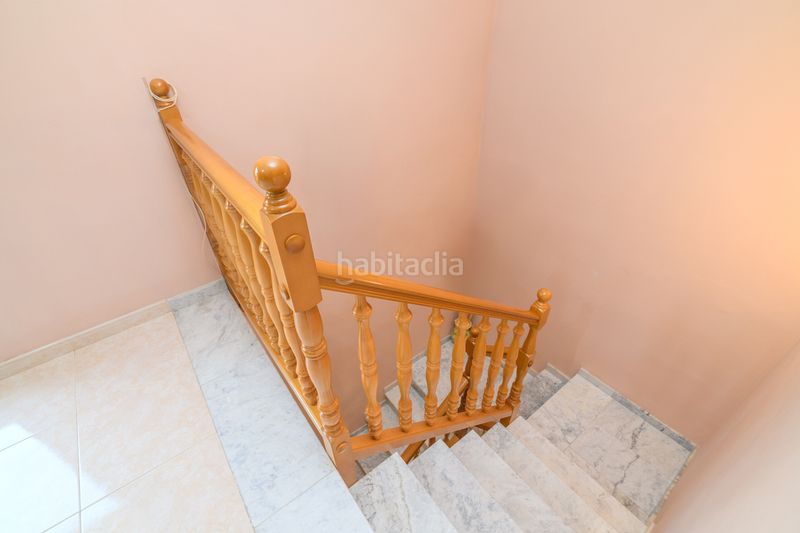 Foto 239182dc-93cf-4014-820a-4094d99275e4. Casa amb calefacció a Torrent Ballester Viladecans