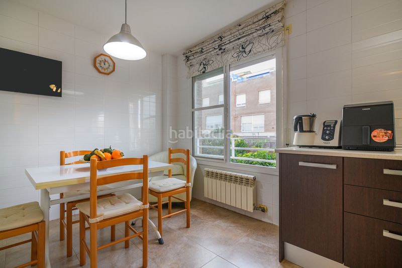 Foto 2a70c284-aa98-404c-8997-0e910f3978b4. Casa amb calefacció a Torrent Ballester Viladecans