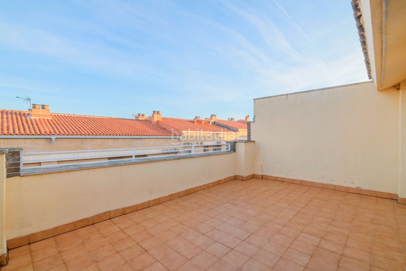 Foto 3e38b729-5366-4727-a786-dbe1edec8b73. Casa amb calefacció a Torrent Ballester Viladecans