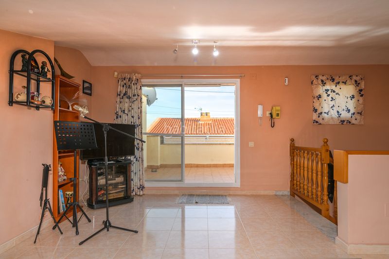 Foto 6c7ef095-0ec9-448c-af37-4c4fc698754c. Casa amb calefacció a Torrent Ballester Viladecans