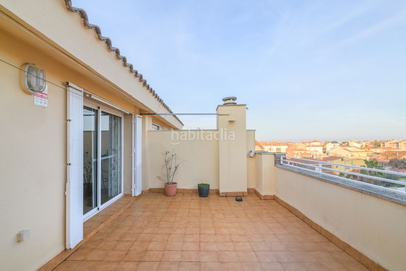 Foto 74ac055f-c546-4261-aca1-4c21b316919f. Casa amb calefacció a Torrent Ballester Viladecans