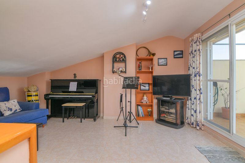 Foto 8bb73ae5-c9ce-464b-956b-36fc52c501c1. Casa amb calefacció a Torrent Ballester Viladecans