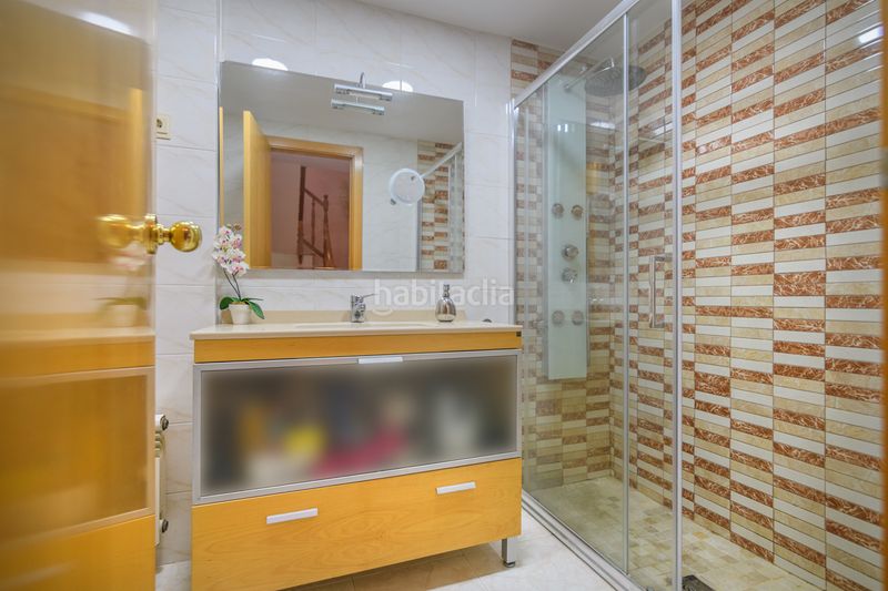 Foto dcbb4abb-07cf-4101-8f94-9635b5bf2d48. Casa amb calefacció a Torrent Ballester Viladecans