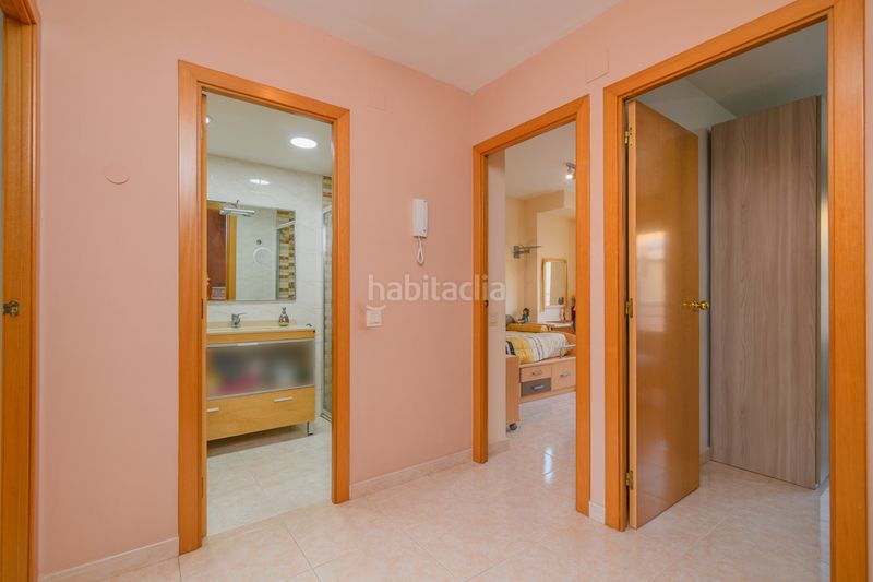 Foto f7db10c6-6c54-4be9-ab4c-eee77a5fc97d. Casa amb calefacció a Torrent Ballester Viladecans