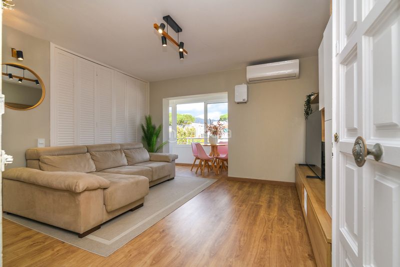 Foto 776d1fe3-4b6b-45af-80a3-e7e23b5ee8af. Pis a Lluminetes Castelldefels