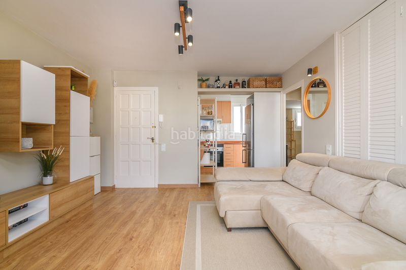 Foto d550c7ce-852a-4a1d-a298-59febee80e60. Pis a Lluminetes Castelldefels