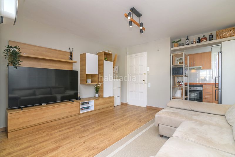 Foto f4221d65-02f9-45a6-87a2-6e07da5d6c04. Pis a Lluminetes Castelldefels