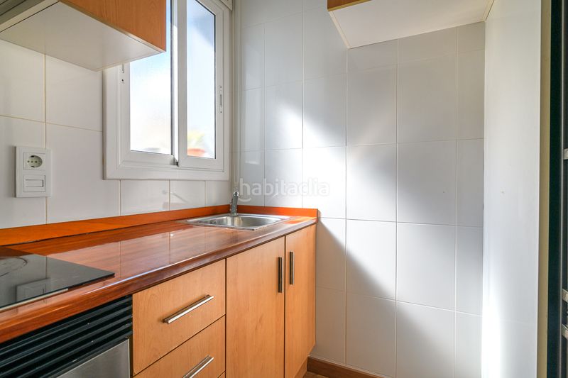 Foto f469dfc0-4776-4779-b196-2be845a00680. Pis a Lluminetes Castelldefels