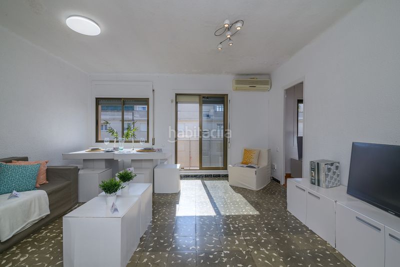 Foto b472d19b-9434-4ee6-a922-a236623f7fc1. Àtic a Centre Viladecans