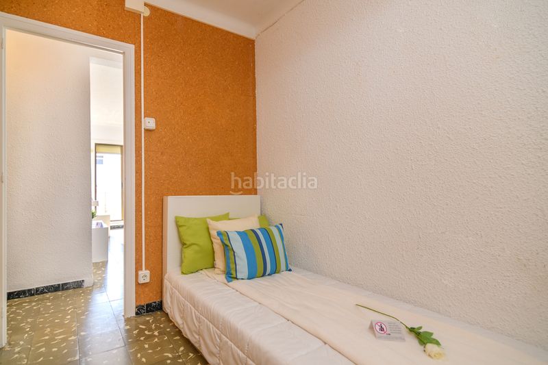 Foto e28ae0e3-0db4-4751-bac2-b15a457fb1a9. Àtic a Centre Viladecans