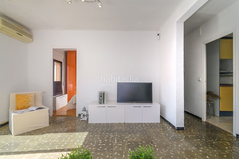 Foto e9601cc5-bf7c-4aa2-8600-7bc53c93a6ca. Àtic a Centre Viladecans