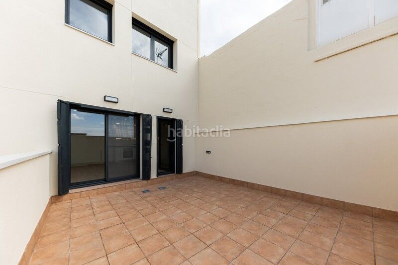 Foto 19753095-c4c7-4665-8092-b7794f22f4be. Pis 64m<sup>2</sup> amb calefacció a Centre Viladecans