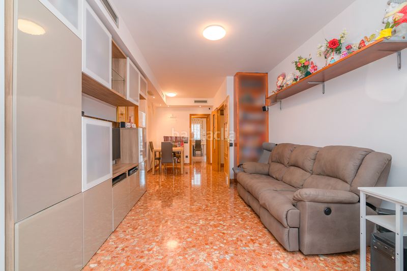 Foto 7f504208-6e50-4ab3-9cee-da8c0bdf0dc3. Pis amb calefacció aparcament a Centre-Estació Gavà