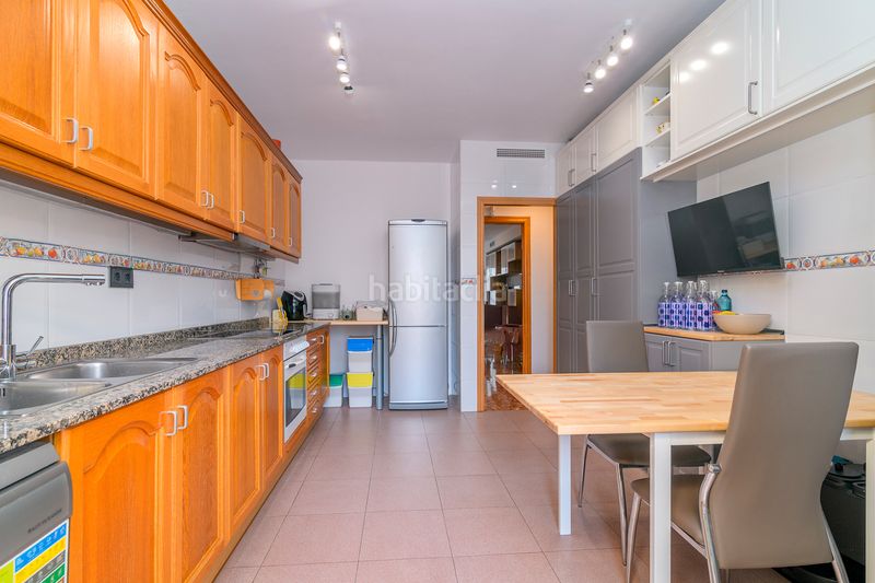 Foto 8626f9ad-4881-4022-9911-ea466bd2303f. Pis amb calefacció aparcament a Centre-Estació Gavà