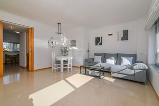 Etagenwohnung in Diagonal-Colomeres. Luz, espacio y vistas: tu hogar ideal en gavà