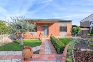 Haus  Carrer la torrentera. ¡lujo y naturaleza en la sentiu!