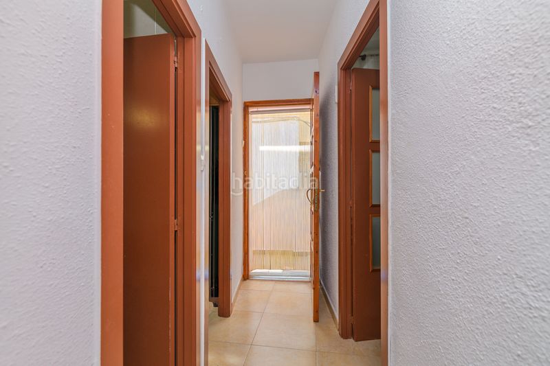 Foto 016ffdbc-8216-41cd-9845-bd068599c67e. Edificio  para inversión en Sant Vicenç dels Horts