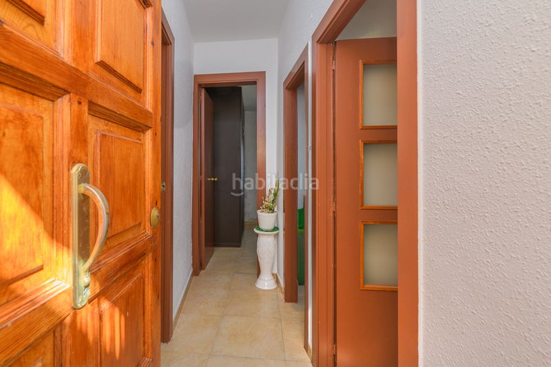 Foto 209de907-afe4-42fa-afa7-31747d307340. Edificio  para inversión en Sant Vicenç dels Horts