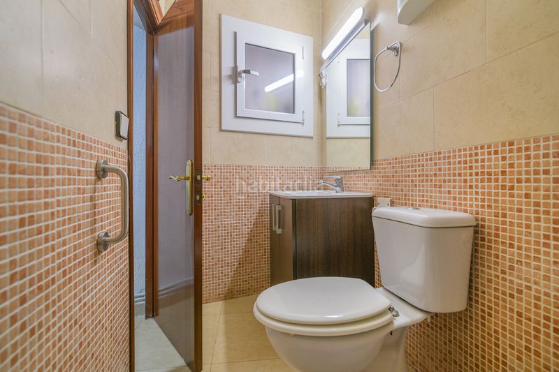 Foto 2e501c8b-f8bd-45f2-acc4-4295307127d9. Edificio  para inversión en Sant Vicenç dels Horts