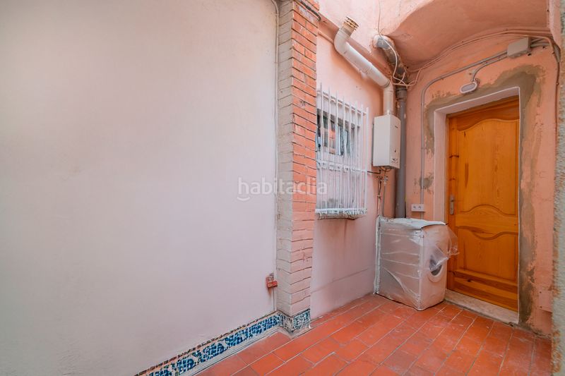 Foto c3c2e247-c414-410a-a983-953bf4891625. Edificio  para inversión en Sant Vicenç dels Horts