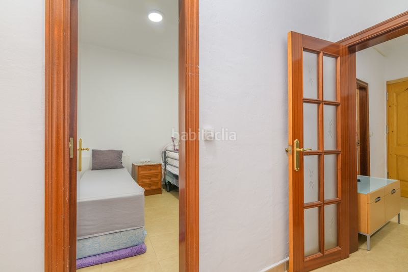 Foto f76c38d0-4da9-4f9a-a454-69fa54dc4f41. Edificio  para inversión en Sant Vicenç dels Horts