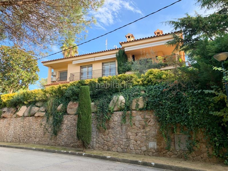 Foto 92a43d2a-b945-4c5a-b567-f5b597e3e287. Casa amb calefacció aparcament piscina a Montgoda Lloret de Mar