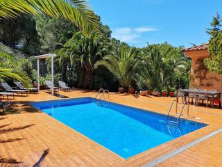 Casa  Lloret de mar - avenida costa llevant. Chalet en avenida costa llevant 25 lloret de mar