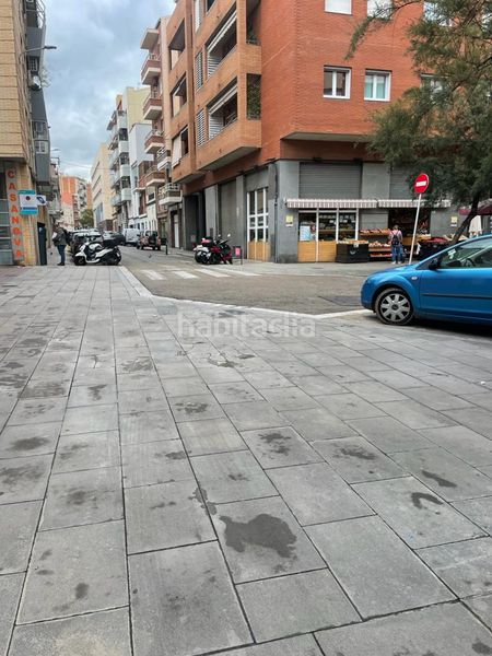 Foto 87b1ed6d-cbd7-4861-b4ac-c743dfcfe79e. Aparcament cotxe a Centre-Estació Gavà