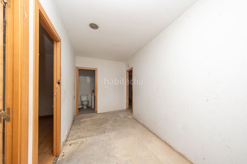 Foto cc198be2-82f3-400d-8154-0100112e1e70. Local comercial a Torre-roja-Campreciós Viladecans