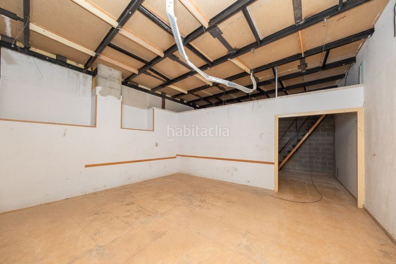 Foto d5192bab-2b4d-4a58-bdab-b25447cb741e. Local comercial a Torre-roja-Campreciós Viladecans