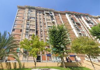 Flat  Cornellà de llobregat - calle bedoll. Piso en calle bedoll 8 cornellà de llobregat
