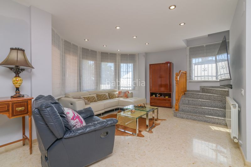 Foto 4da991f0-6711-4441-b631-d132cc1296dd. Casa amb aparcament piscina a Torrent Ballester Viladecans