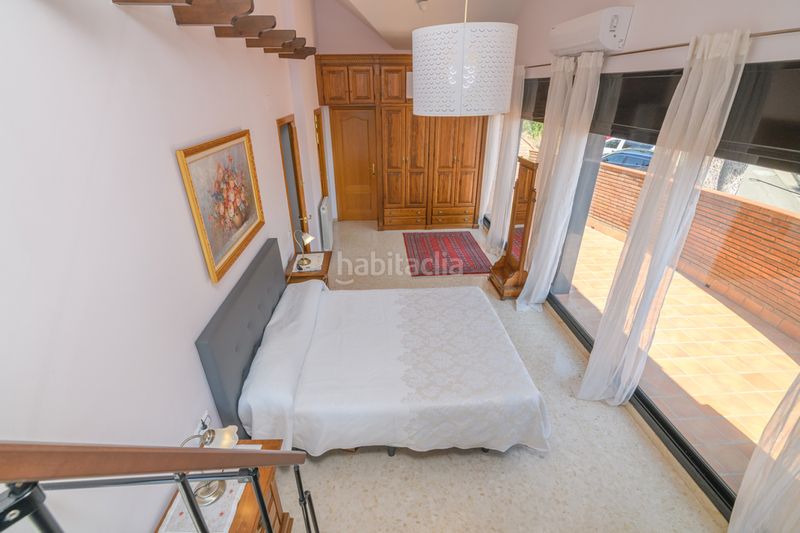 Foto 5cdecebc-505f-4d51-b619-b960580ff0ad. Casa amb aparcament piscina a Torrent Ballester Viladecans
