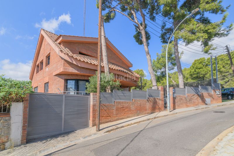 Foto a9e6761e-53a9-4f63-bb6d-e3d823bf5d7e. Casa amb aparcament piscina a Torrent Ballester Viladecans