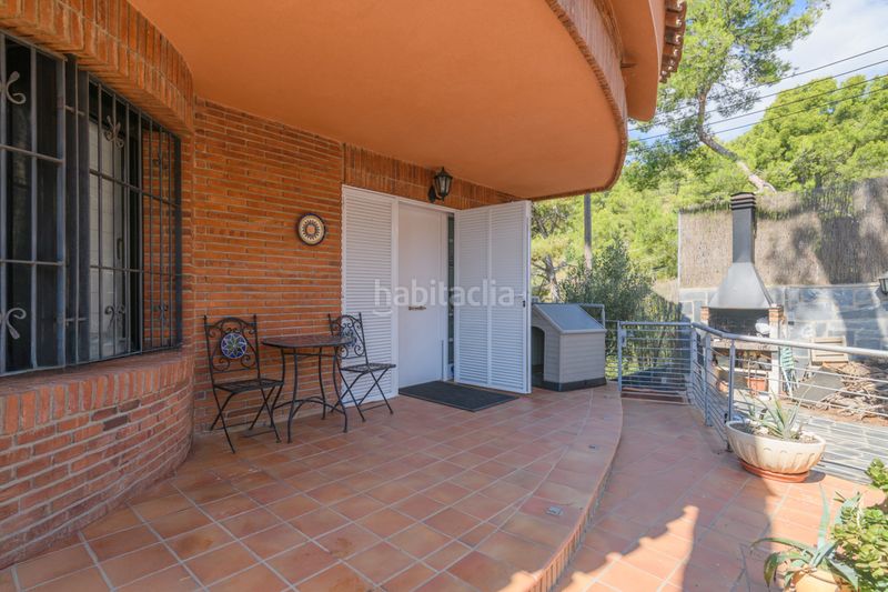 Foto bedb2fcc-8416-4922-a614-296b5b725802. Casa amb aparcament piscina a Torrent Ballester Viladecans