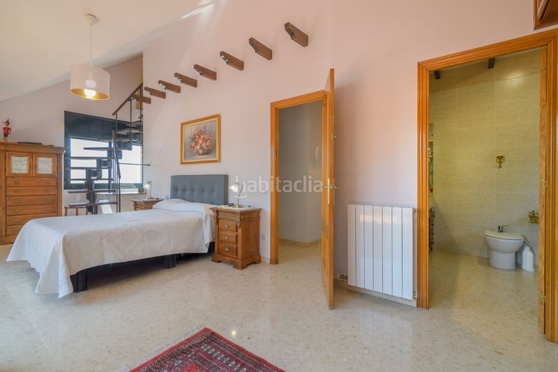Foto c9c693dc-2114-41ab-bbf3-f2e481a8e586. Casa amb aparcament piscina a Torrent Ballester Viladecans
