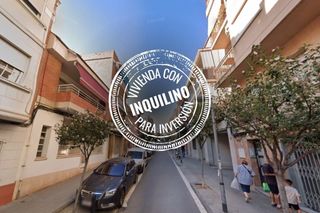Flat  Cornellà de llobregat - calle mossen joaquim palet. Vivivienda actualmente alquilada, especial inversores