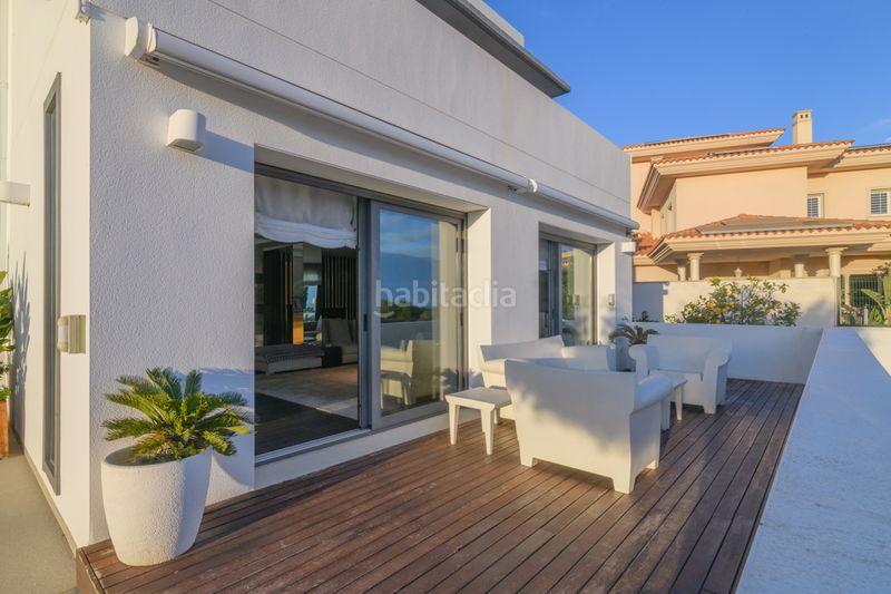 Foto 1e8c9267-67e0-49d4-81ba-d56cf9c00298. Casa amb aparcament piscina a Can Girona - Terramar - Vinyet Sitges