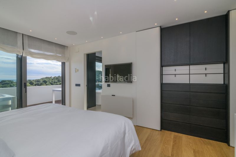 Foto 249fde55-2cc9-4499-9b45-9bbaa697dc65. Casa amb aparcament piscina a Can Girona - Terramar - Vinyet Sitges