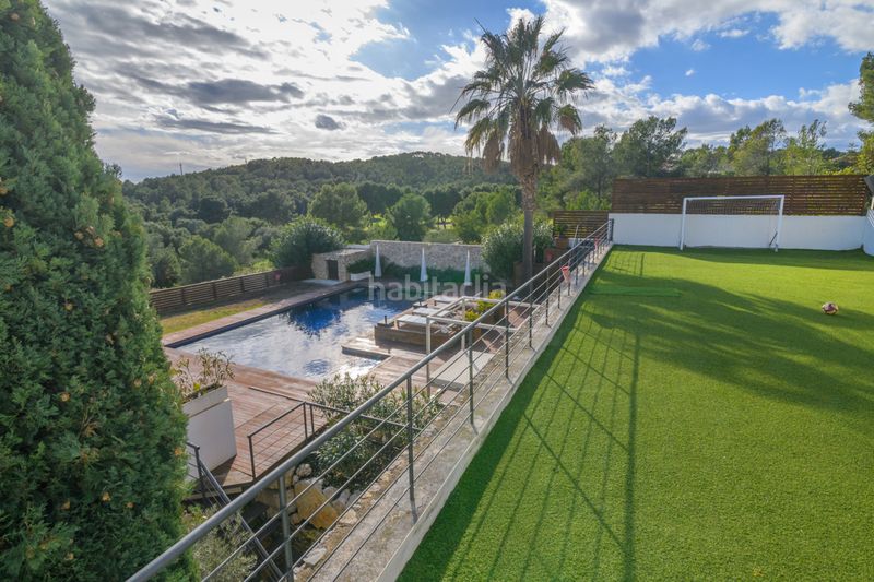 Foto 3f2e687c-e5d0-4c52-8726-13b3cfa5306e. Casa amb aparcament piscina a Can Girona - Terramar - Vinyet Sitges