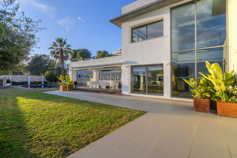 Foto 69e085ea-f695-47e8-ba34-98e1c8f18677. Casa amb aparcament piscina a Can Girona - Terramar - Vinyet Sitges