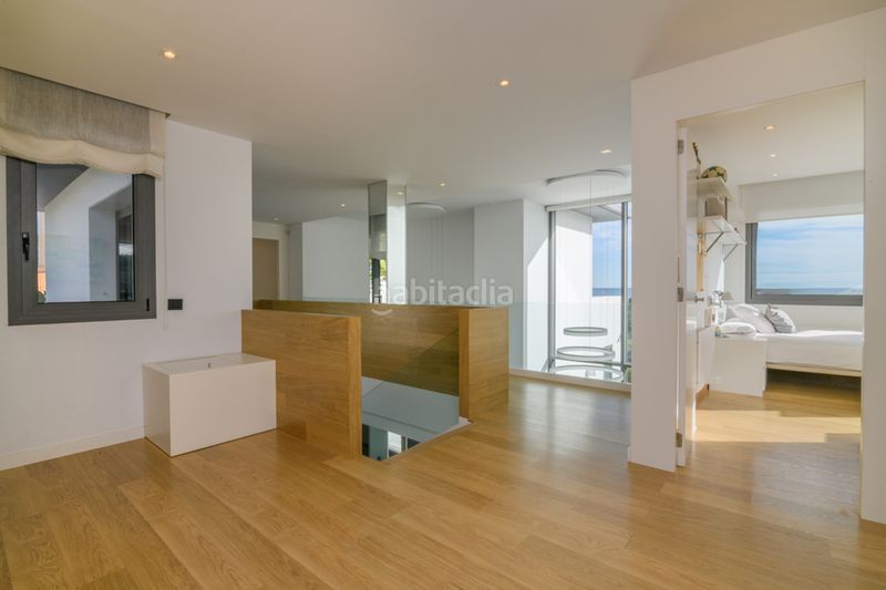 Foto 7f9b5883-ae37-4bb4-9baf-a15ee2e9dbc7. Casa amb aparcament piscina a Can Girona - Terramar - Vinyet Sitges