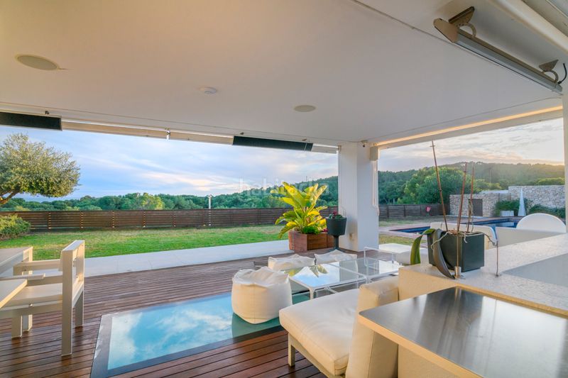 Foto a00bd0f2-0053-4b29-8b78-17473196dc49. Casa amb aparcament piscina a Can Girona - Terramar - Vinyet Sitges